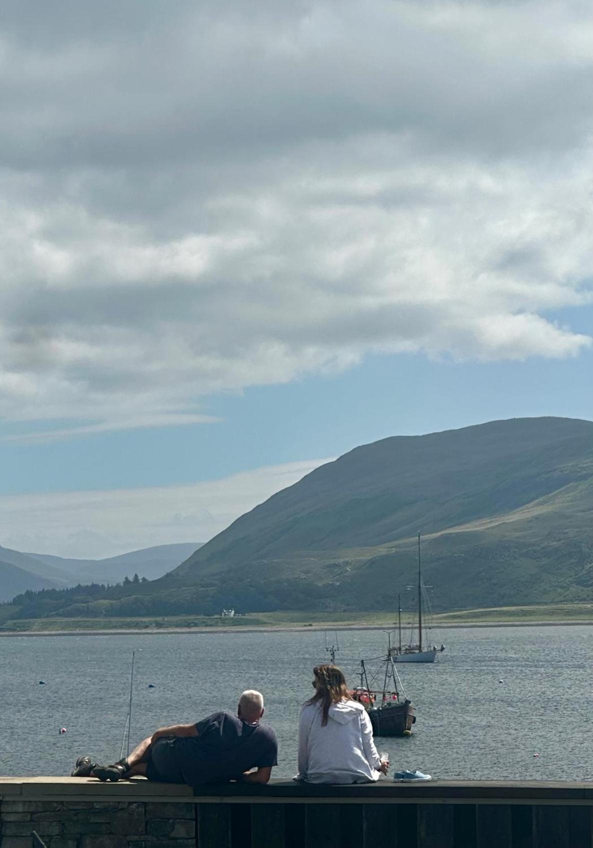 The Ferry Boat Inn Ullapool Ngoại thất bức ảnh